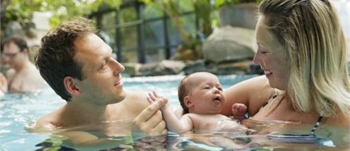 Bebes Nageurs De Center Parcs Les Bois Francs Parkexplorer
