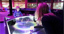 Air Hockey à Center Parcs Les Hauts de Bruyères