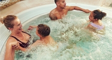 Bubbelbaden in Center Parcs Het Heijderbos