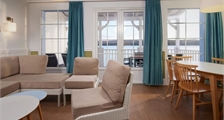 Premium Lakeside cottage LA896 in Center Parcs Le Lac d'Ailette