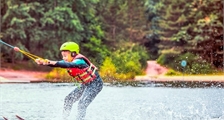 Waterskiën in Center Parcs De Vossemeren