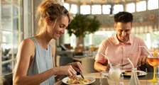 Halfpension in Center Parcs De Vossemeren
